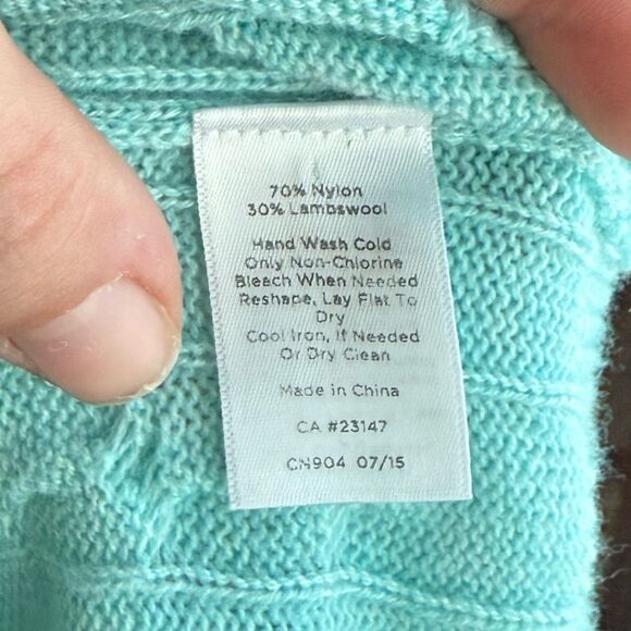 Women's Talbots Turquoise Lambswool Cable Knit Sweater size M Petite‎ - Picture 8 of 10